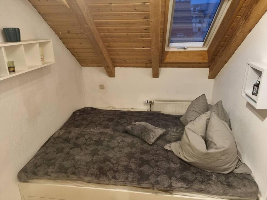 Gemuetliche Dachgeschosswohnung Erfurt Exterior foto